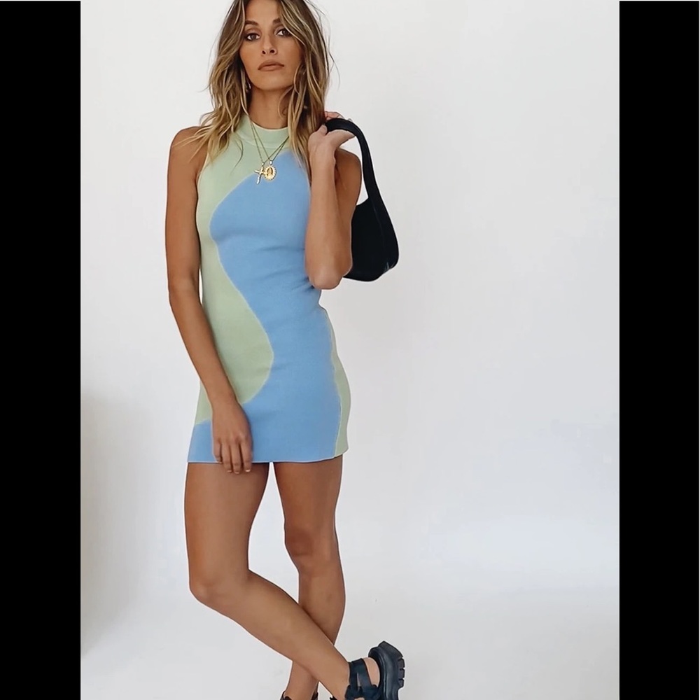 Verge girl dress